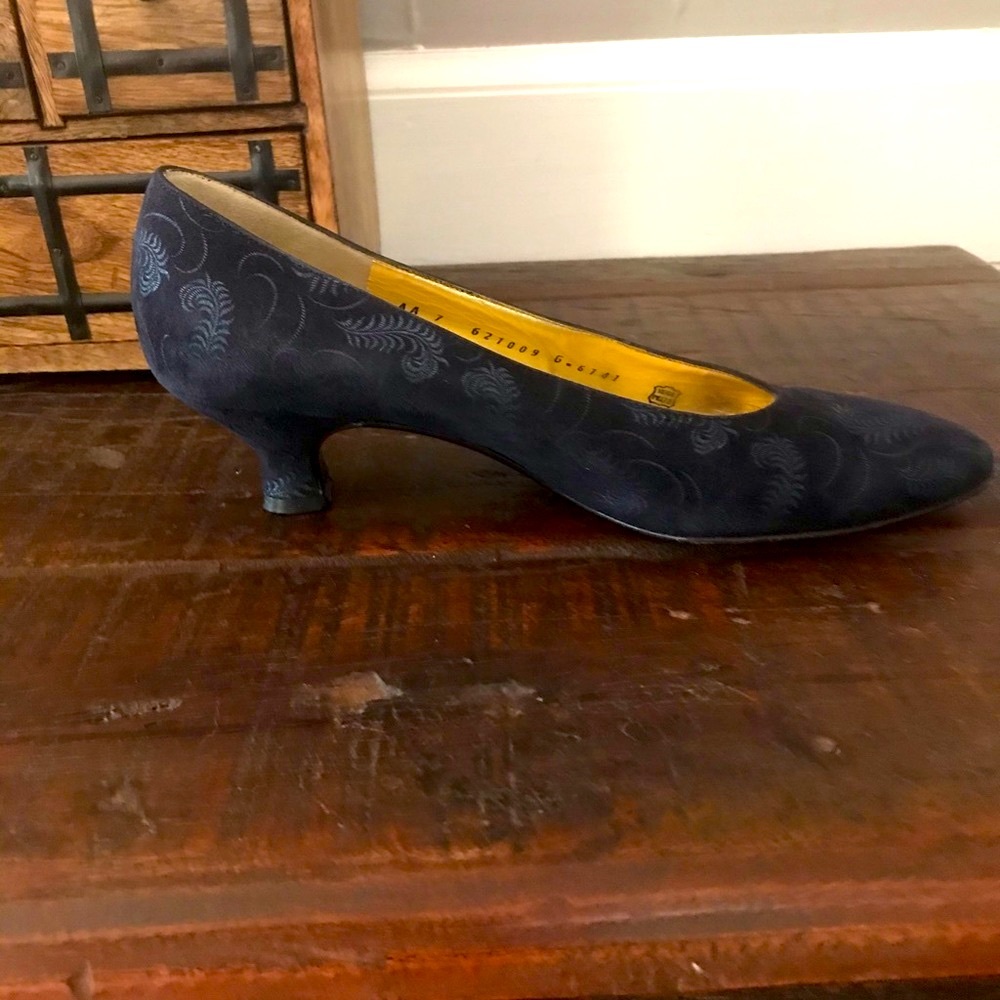 Bruno Magli  Pumps - Picture 4 of 4